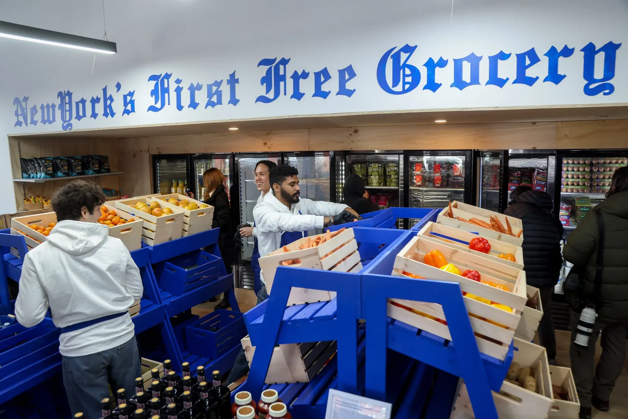 Polymarket Hands New Yorkers Free Groceries After Mamdani Taunt
