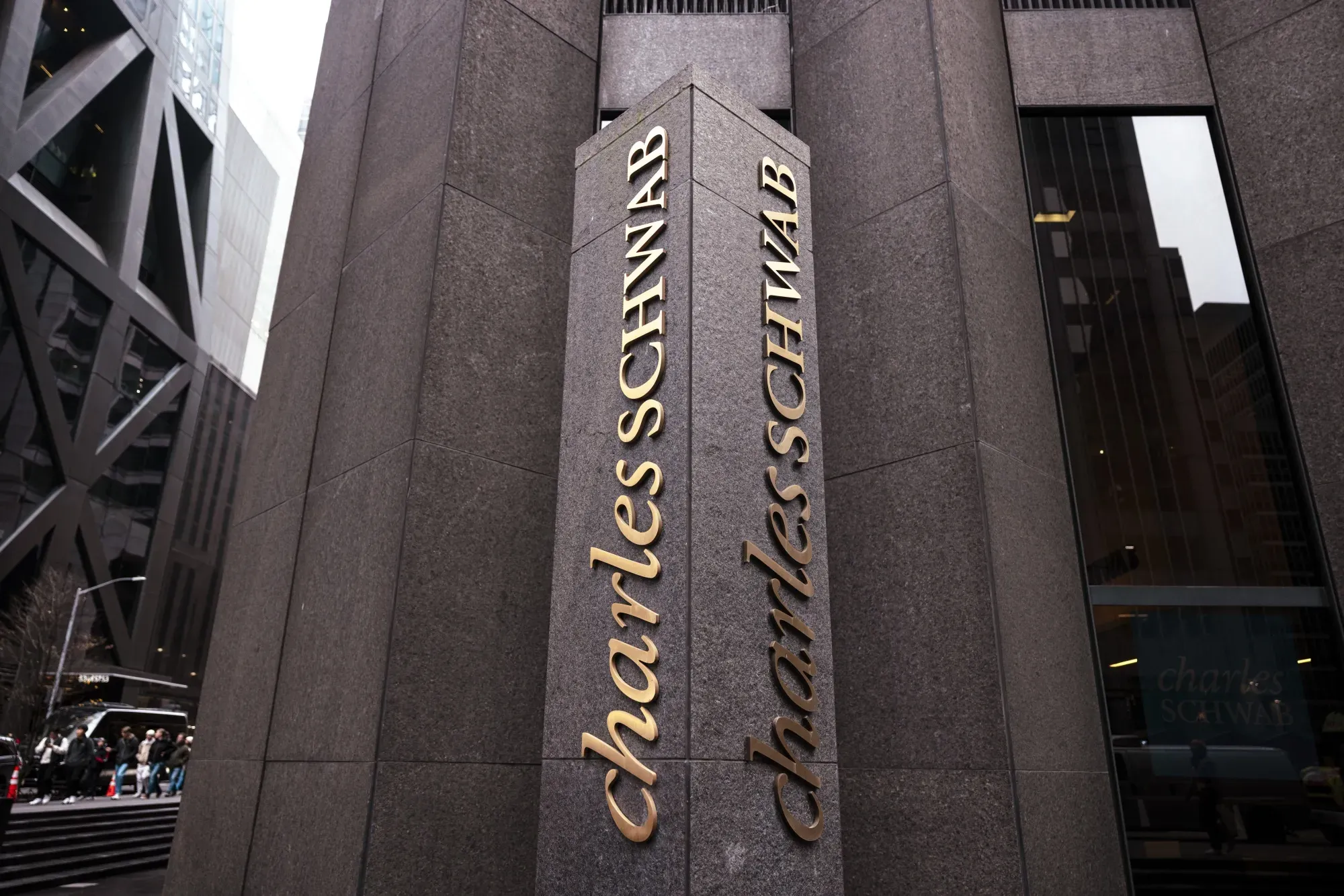 Schwab Considering Prediction Markets Linked to Finance Events