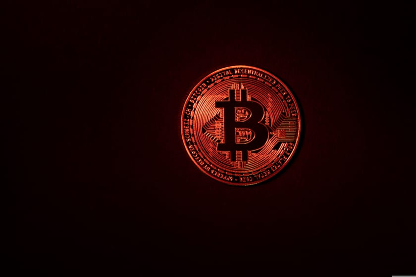 Bitcoin Dips After Truth Social Abandons ETF at Last Minute - Is Competition Killing New Entrants?