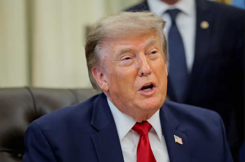 Trump Drops 20% Fee for Hormuz Cargo After Gulf Pressure