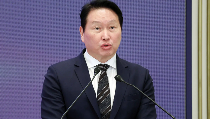 Breaking News - SK Group Chairman purchased $3.4MM in SK hynix shares, signaling confidence after the chipmaker's steep stock decline (July 30, 2026)